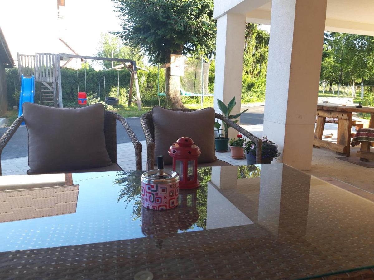 Apartman Dorijan Rakovica Esterno foto