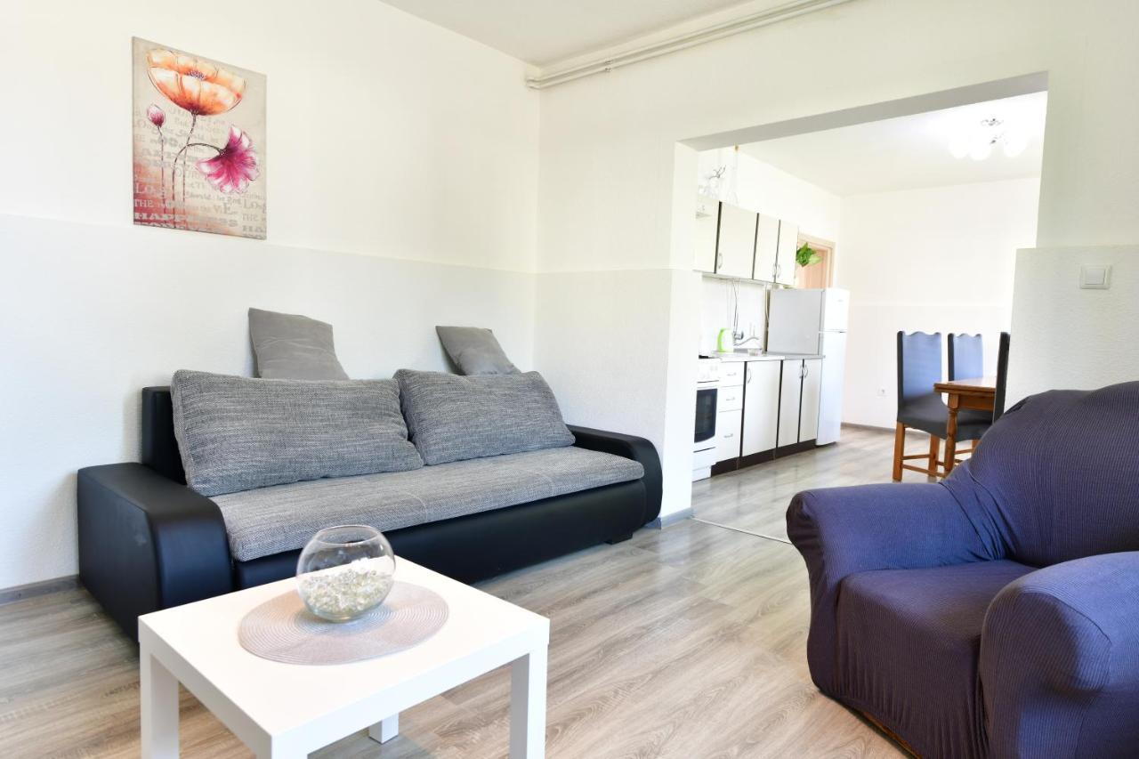 Apartman Dorijan Rakovica Esterno foto